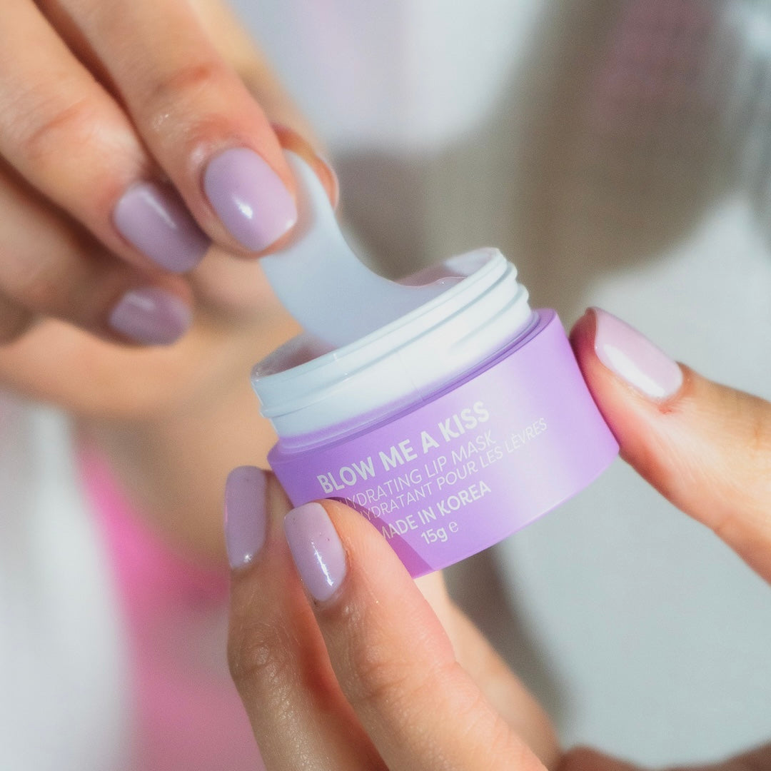 Blow Me a Kiss Lip Mask